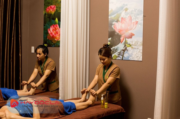 massage trị liệu Lụa spa