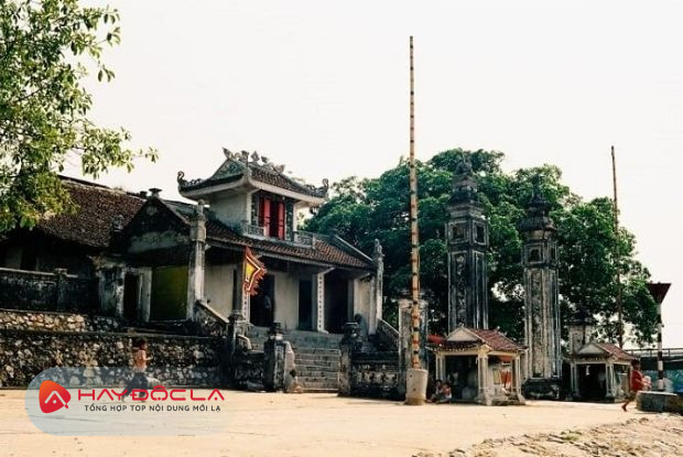 Đền Cờn là địa điểm du lịch Nghệ An